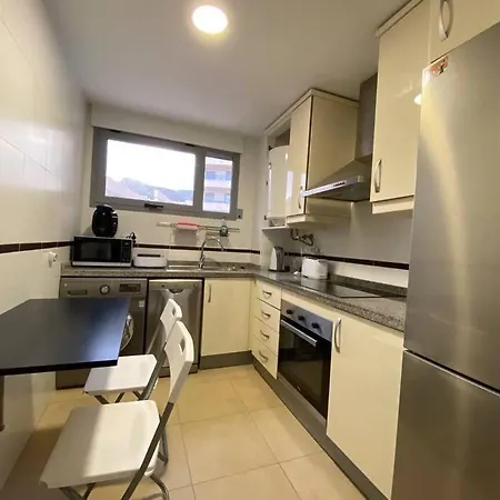 Centrico, 3 Minutos De La Playa Arenal-bou Apartamento *